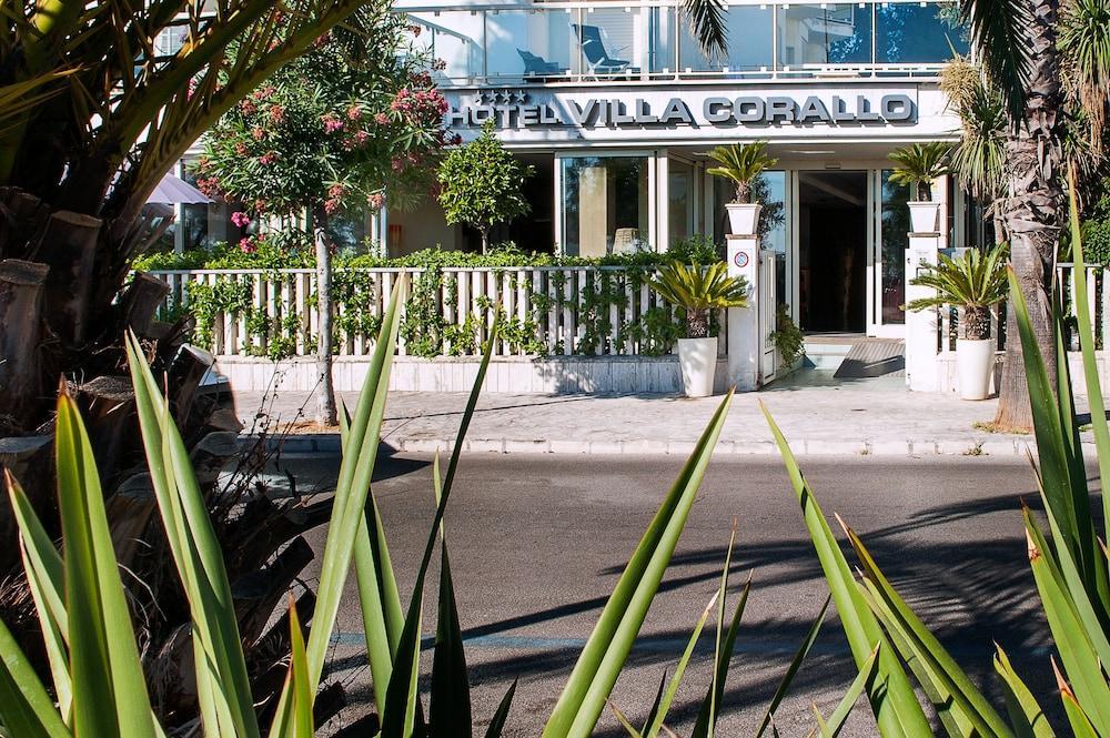 Corallo Hotel 4*